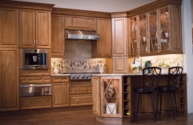 kraftmaid-praline-maple-kitchen-cabinets